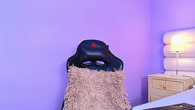 Lean Portman online show from March 20, 3:05 pm