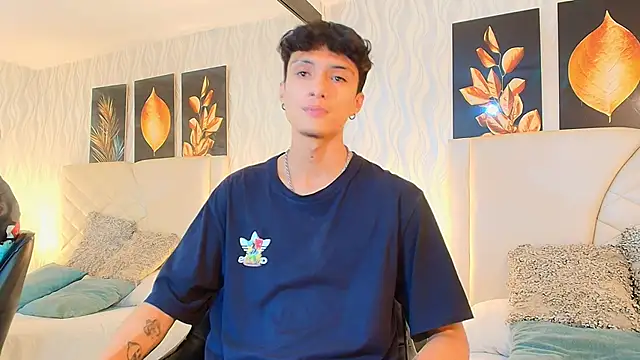 Lean Portman online show from October 11, 8:24 pm