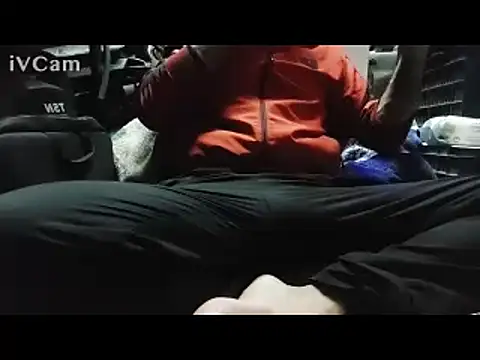 yazinyazin1 online show from April 9, 6:58 pm