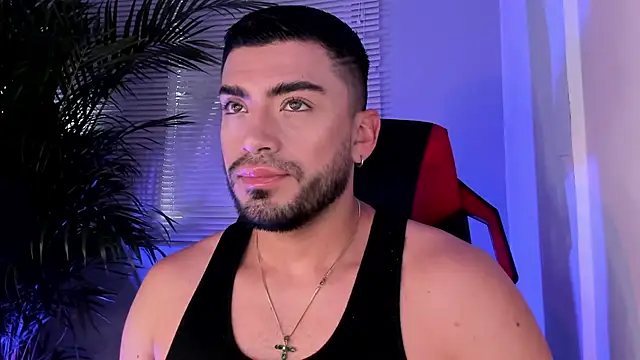 Alexander Diiaz online show from October 10, 1:05 pm