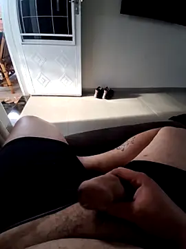 coisasdecasal2727 online show from February 7, 10:11 am