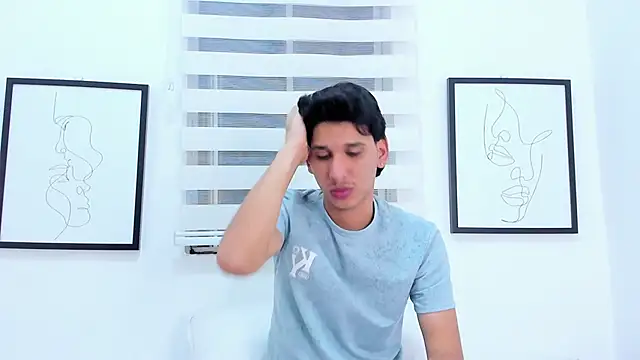 axel alvareez online show from September 23, 3:17 am