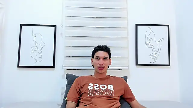 axel alvareez online show from September 29, 3:27 am