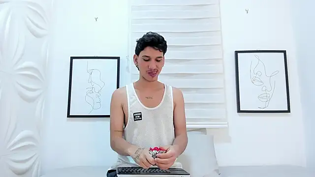 axel alvareez online show from September 27, 3:48 am