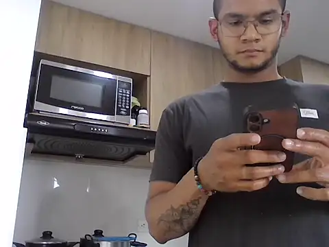 jayden cooper1 online show from September 12, 6:41 pm