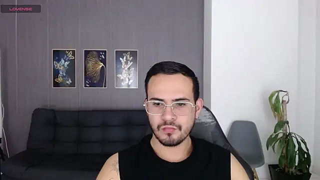 Arontrey21 online show from September 14, 7:16 pm
