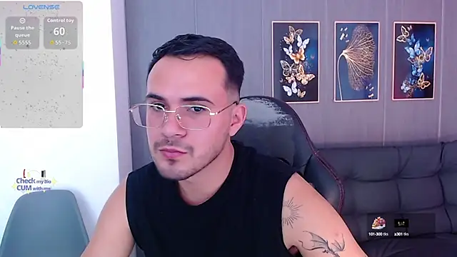 Arontrey21 online show from September 16, 8:31 pm