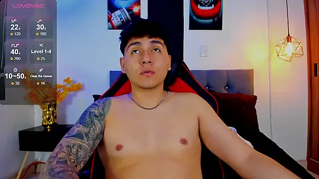 Nicolas James Sc online show from November 12, 1:50 pm