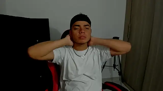 Axel-Latin-Boy online show from October 2, 2:26 am