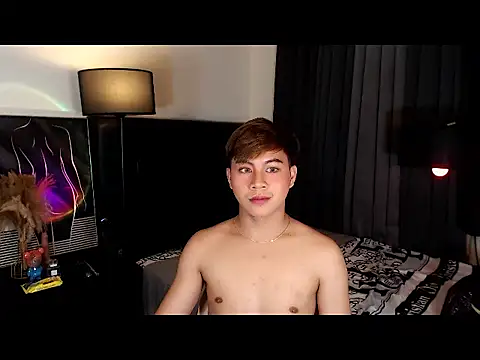 Urfucker drei online show from October 18, 11:37 am
