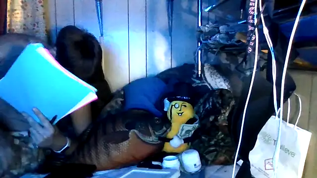 Duanennnn online show from September 9, 3:44 pm