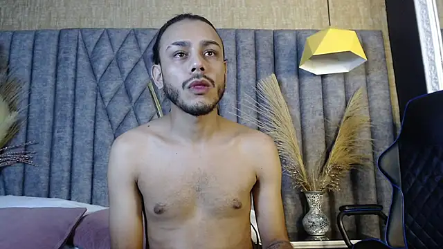 Boss Domiinator online show from October 9, 3:11 am