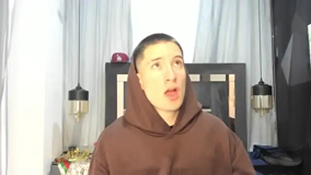 HunterHeat  online show from April 9, 12:44 pm