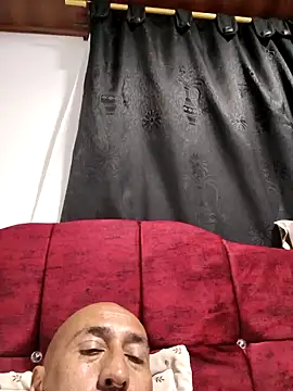 Sebastio2025 online show from October 7, 3:10 am