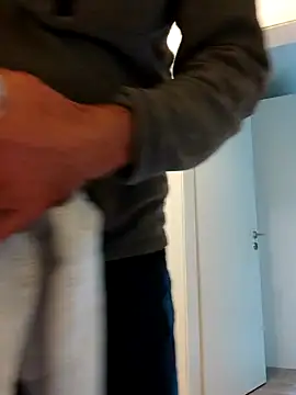 Oldmenhot66 online show from October 10, 2:44 pm