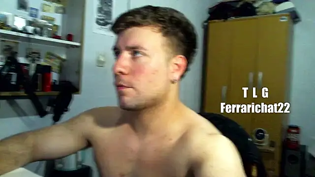 Snapshot of ferrari1996 chatting on September 19, 5:41 am ferrari1996 online show from September 19, 5:41 am