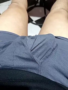 anis3g4 online show from February 28, 1:26 am