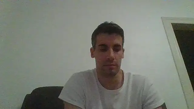 Snapshot of JulioIsHere4you chatting on September 13, 12:22 am JulioIsHere4you online show from September 13, 12:22 am