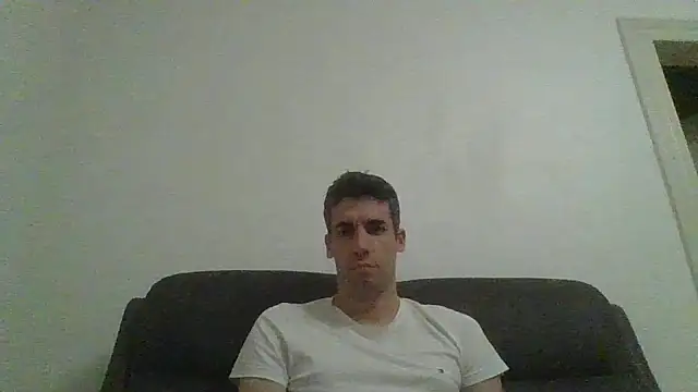 Snapshot of JulioIsHere4you chatting on September 21, 3:50 am JulioIsHere4you online show from September 21, 3:50 am