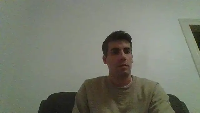 Snapshot of JulioIsHere4you chatting on September 30, 10:02 pm JulioIsHere4you online show from September 30, 10:02 pm
