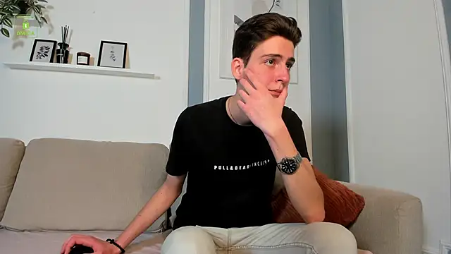 Snapshot of Marcel_Huber chatting on October 1, 4:22 pm Marcel Huber online show from October 1, 4:22 pm