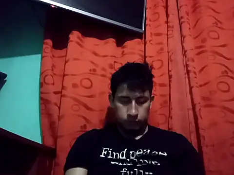 True Di online show from September 27, 2:53 am
