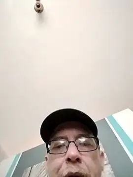 porkypproni online show from January 16, 8:55 pm