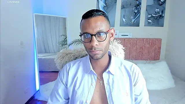 KingEdward  online show from September 19, 1:39 am