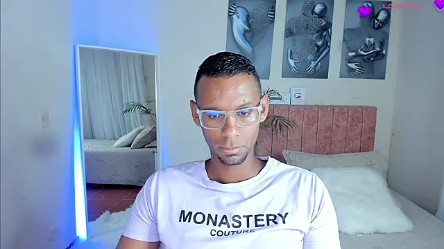 KingEdward  online show from November 3, 10:30 am