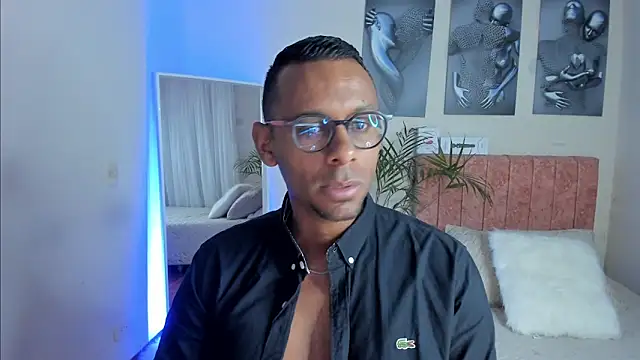 KingEdward  online show from October 7, 10:52 am