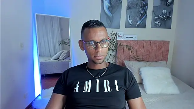 KingEdward  online show from October 12, 10:31 am