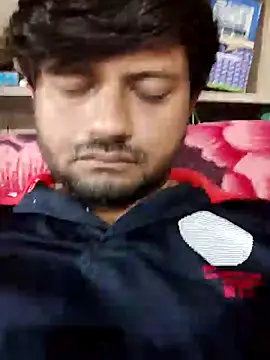 urhotboymeet online show from September 17, 11:11 am