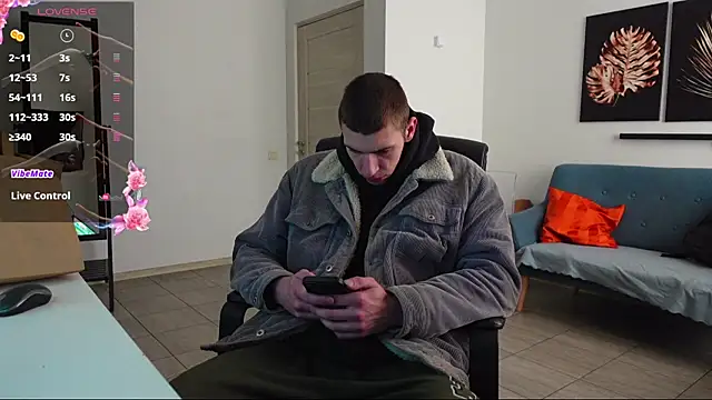 Ryan Dozer online show from April 9, 6:11 am