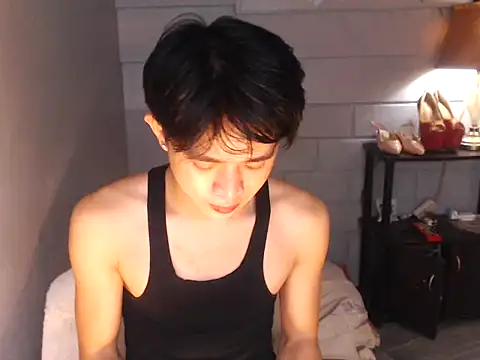 NautyBoyBrazeen 143 online show from March 28, 12:16 pm