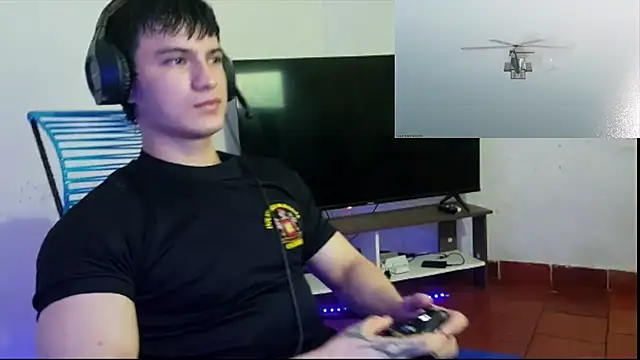 ErickWalton online show from November 11, 5:34 am