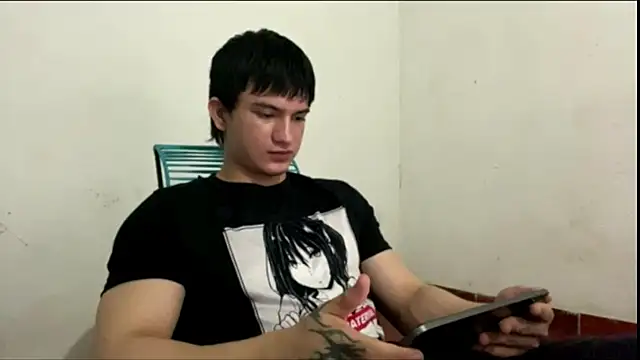 ErickWalton online show from October 11, 5:33 am