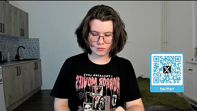 Derek Shameless online show from March 12, 7:21 pm