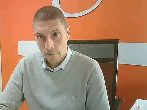 max79ve31 online show from October 20, 12:20 pm