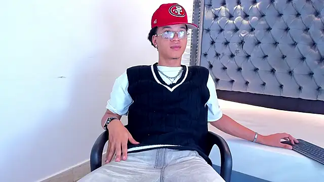 MARSHALL SPENCER online show from March 18, 1:47 pm