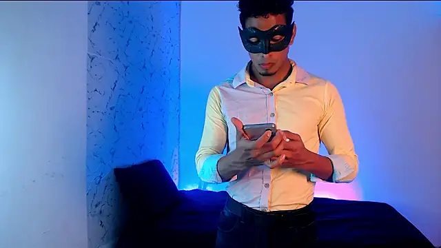 lorian vikel online show from February 1, 4:00 am