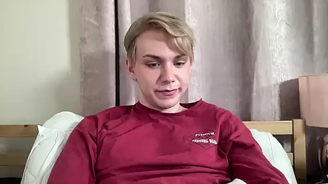 Snapshot of scottishtwink01 chatting on September 28, 11:47 pm scottishtwink01 online show from September 28, 11:47 pm