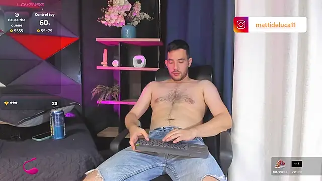 matti de lucaa online show from October 11, 6:12 pm