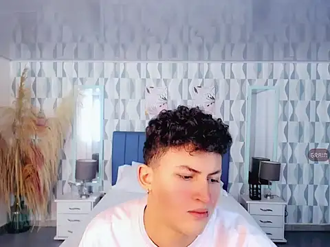 Axel savage online show from October 14, 12:01 pm