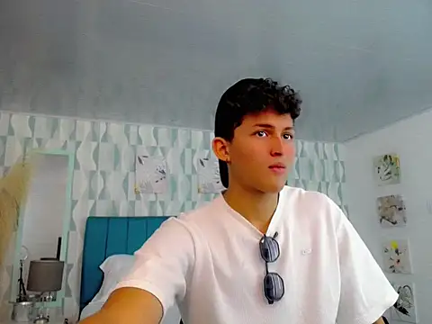 Axel savage online show from September 26, 12:36 pm