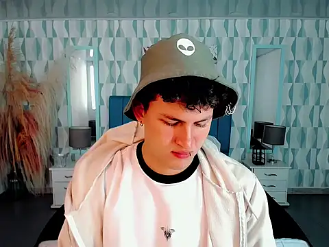 Axel savage online show from October 31, 12:08 pm