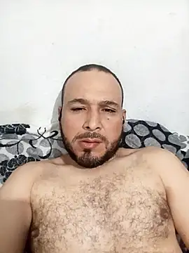 javi-tunene online show from October 7, 1:43 am