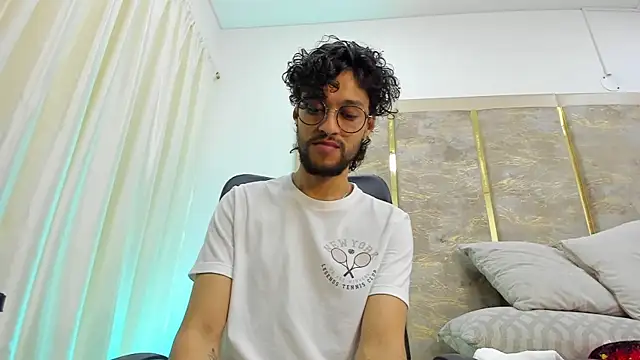 LiamSamders online show from September 30, 8:01 pm