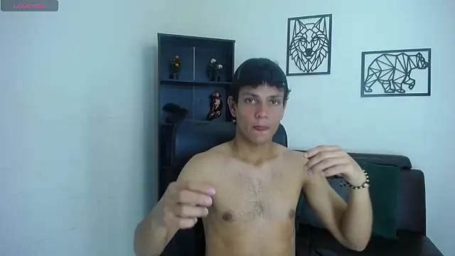Snapshot of daniel_vila chatting on September 11, 7:46 pm daniel vila online show from September 11, 7:46 pm