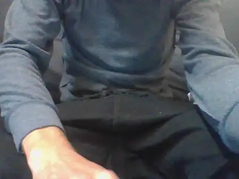 Sillycatfish online show from March 31, 5:36 pm