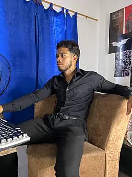 DavideVentura  online show from September 15, 4:52 pm